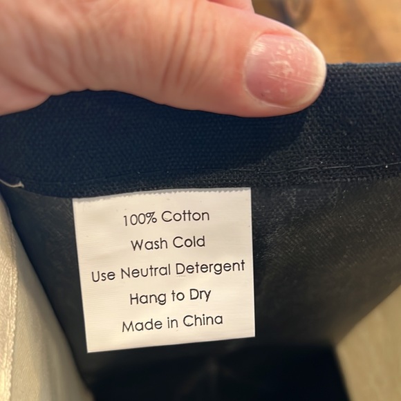 BeeGreen Personalized “M” Canvas Tote NWT - Picture 10 of 11